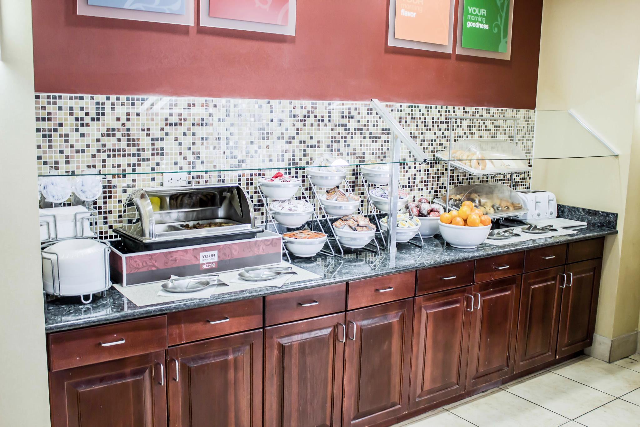 Comfort Suites Orlando Airport Eksteriør bilde