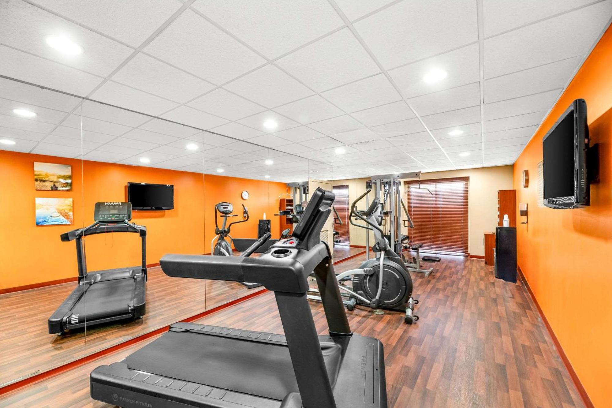 Comfort Suites Orlando Airport Eksteriør bilde