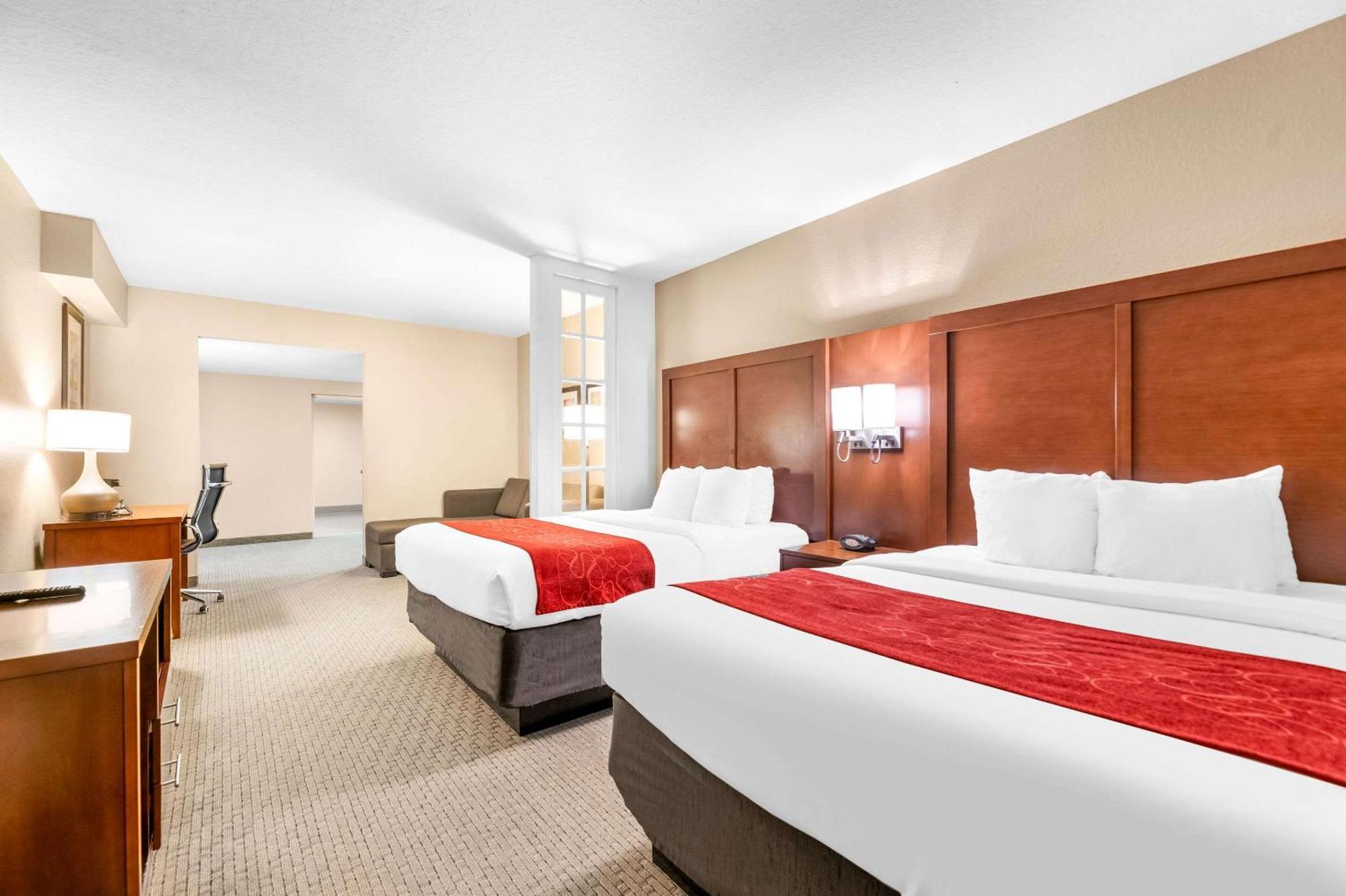 Comfort Suites Orlando Airport Eksteriør bilde